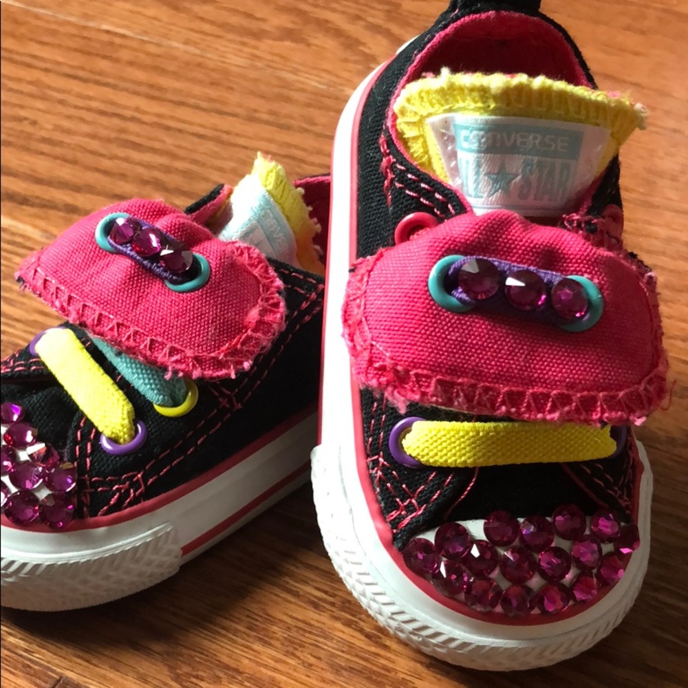 Custom blinged out converse brand NEW size 2 cy4
